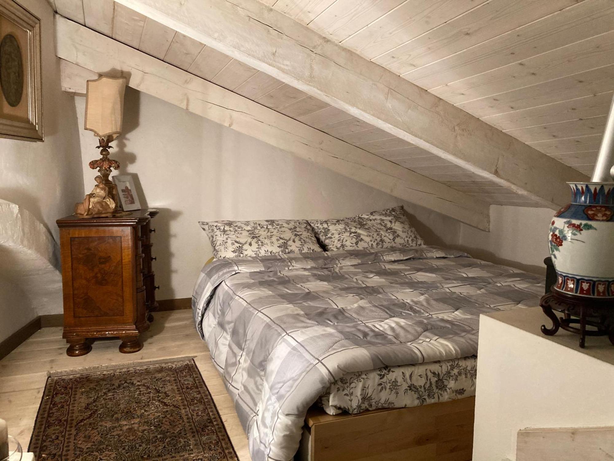 5Greenluxurierooms Turin Room photo